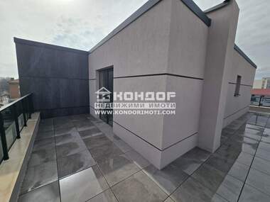 Продажба - Апартамент в Кючук Париж,  Пловдив