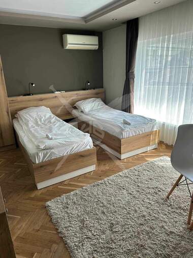 Închiriere - Apartament în VINS - Ceerven ploștiad,  Varna