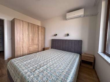 Miete - Wohnung in Horizont,  Burgas