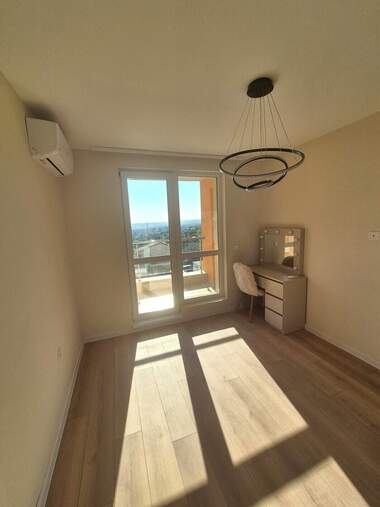 Продажба - Апартамент във Възраждане 3,  Варна