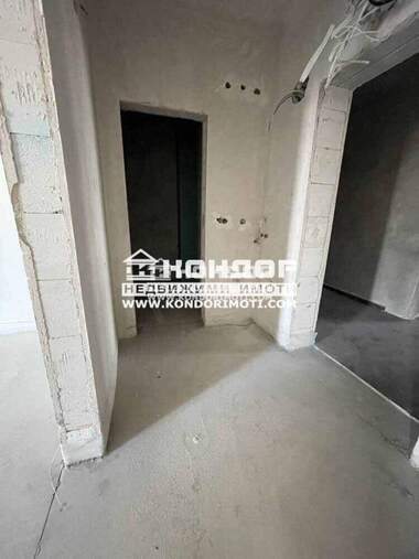 Vânzare - Apartament în Trakia,  Plovdiv