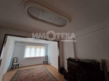 Аренда - Квартира в Център,  София