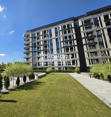 Vânzare - Apartament în Mladejki hălm,  Plovdiv