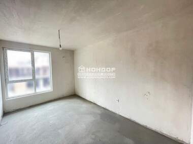 Vânzare - Apartament în Hristo Smirnenski,  Plovdiv