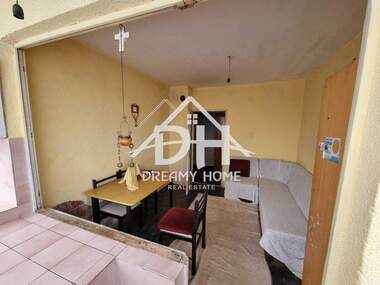 Satış - Apartman olarak Vazrojdenci,  Karcali