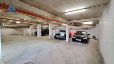 For sale - Garage in Ideal City Center,  Pleven