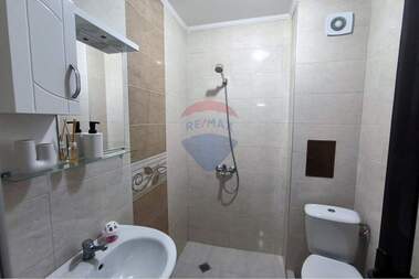 Închiriere - Apartament în Sarafovo,  Burgas