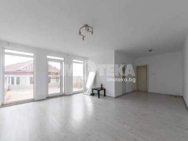 For rent - House in Zdravets,  Varna