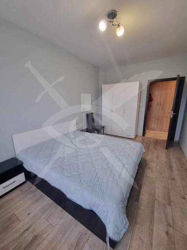 Închiriere - Apartament în Kolhozen pazar,  Varna