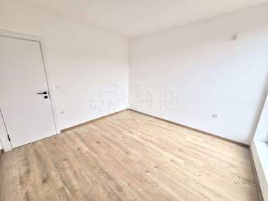 Продажа - Квартира в Пчелина,  Варна