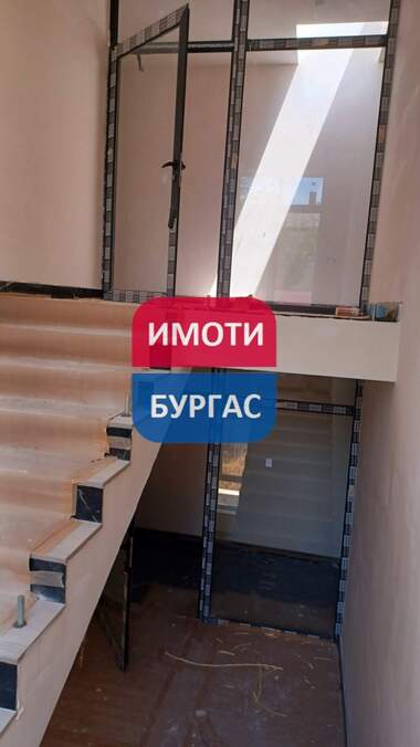 Продажа - Квартира в Крайморие,  Бургас