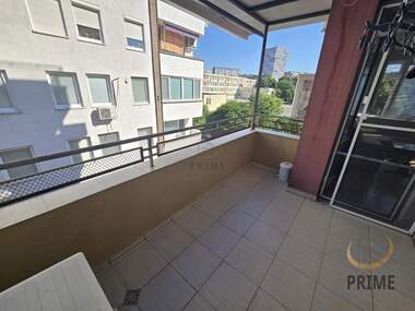 Kira - Apartman olarak Slaveykov,  Burgas