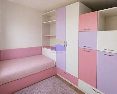 Vânzare - Apartament în Drujba 3,  Ruse