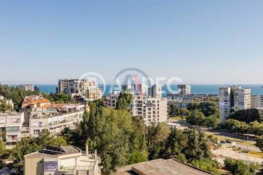 Продажа - Квартира в Бриз,  Варна
