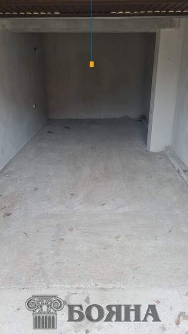Închiriere - Garaj în Vejdata,  Ruse