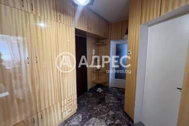 Ενοίκιο - Διαμέρισμα σε Спортна зала,  Варна