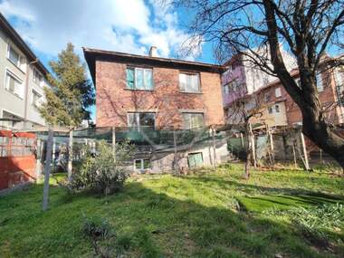 For sale - House in Kamenica 1,  Plovdiv