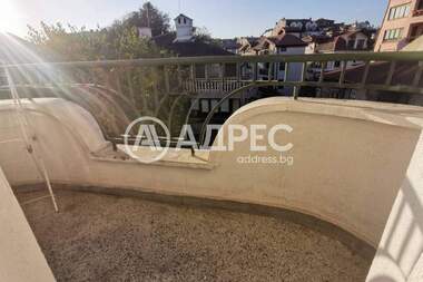 Închiriere - Apartament în Center,  Varna