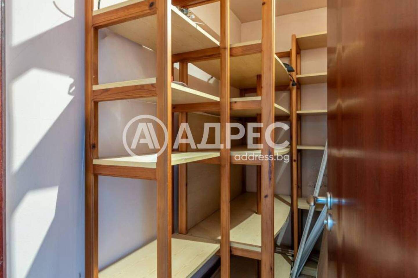 Тристаен Апартамент в Окръжна болница - Генерали, Варна – снимка 10