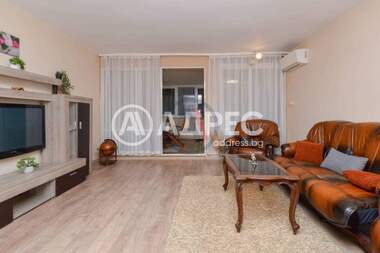 Verkauf - Wohnung in Zentar,  Burgas