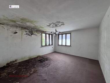 Verkauf - Etage von Haus in Zentar,  Wraza
