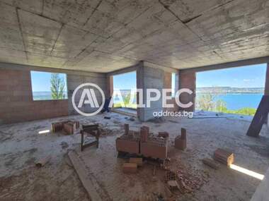 Vânzare - Apartament în Galata,  Varna