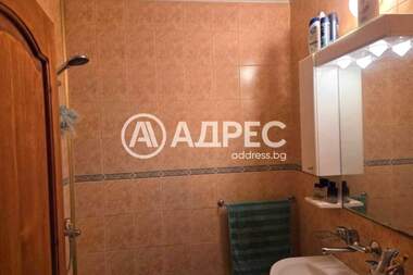 Продажба - Апартамент в Училищни,  Хасково