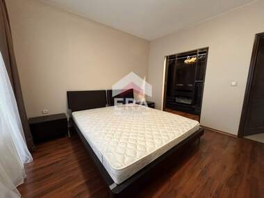 Verkauf - Wohnung in Mladost 1,  Warna