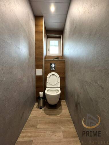 Închiriere - Apartament în Lazur,  Burgas