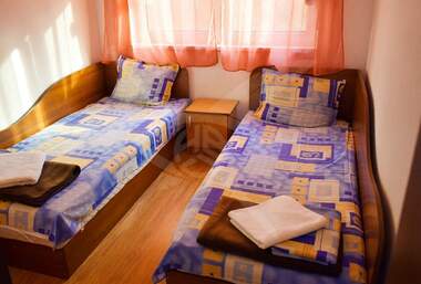 Miete - Wohnung in Zentar,  Burgas