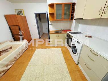 Închiriere - Apartament în Operata,  Varna