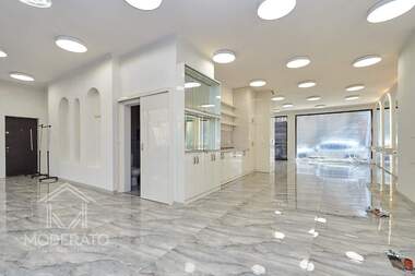 Vânzare - Salon de frumusețe/Birou/Magazin/Depozit/Cabinet de stomatologie în Țentăr,  Burgas
