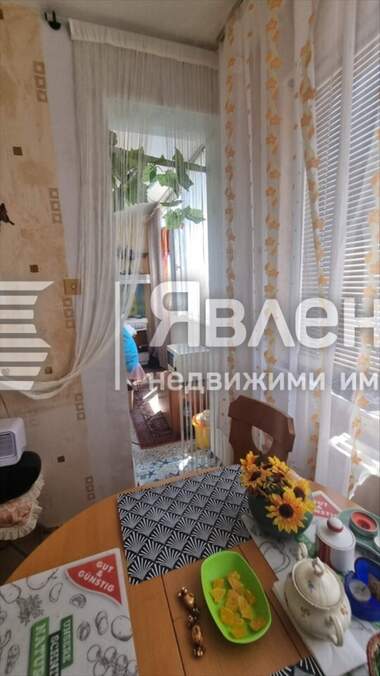 Vânzare - Apartament în Atia,  Burgas