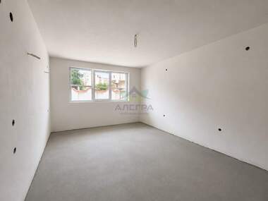Vânzare - Apartament în Ustrem,  Pazardjik