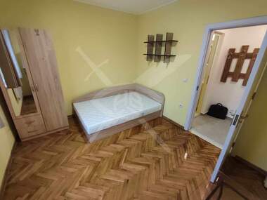 Închiriere - Apartament în Okrăjna bolnița - Generali,  Varna