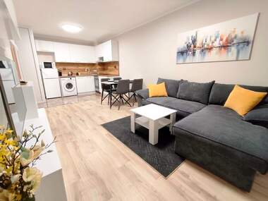 Miete - Wohnung in Bratia Miladinowi,  Burgas
