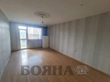 Продажба - Апартамент в Широк център,  Русе