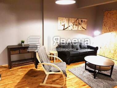 Продажба - Апартамент в Център,  София