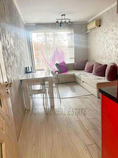 For rent - Apartment in Kolhozen pazar,  Varna