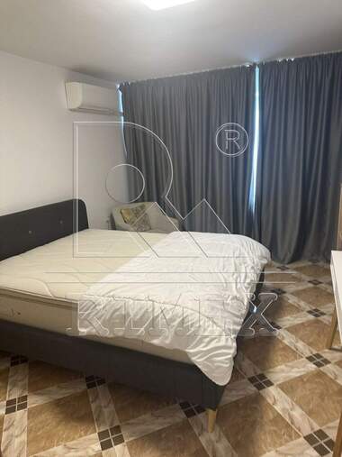 For rent - Apartment in Mladejki halm,  Plovdiv
