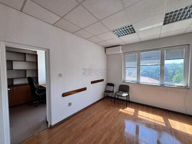 Miete - Büro in Zentar,  Weliko Tarnowo