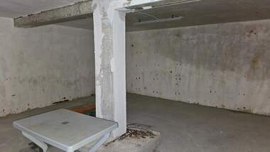 Satış - Depo/Depo yeri olarak Varoş,  Razgrad