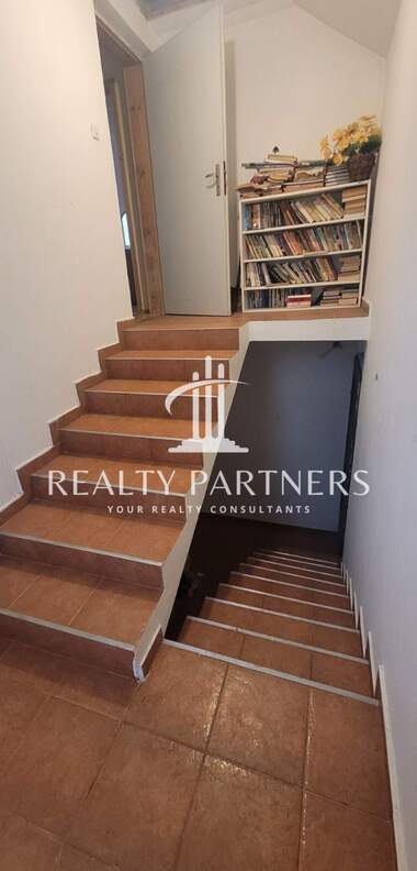 For sale - House in Sirishtnik,  Pernik