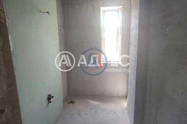 Vânzare - Apartament în Sarafovo,  Burgas