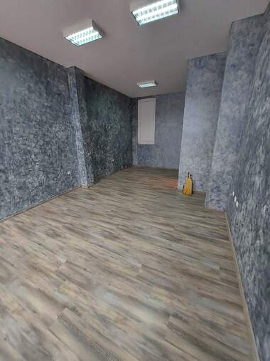 For rent - Office/Store/Beauty saloon in Varosha,  Targovishte