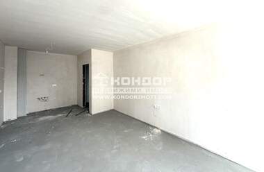 Vânzare - Apartament în Hristo Smirnenski,  Plovdiv