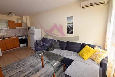 Miete - Wohnung in Zawod Drujba,  Warna