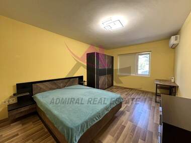 Închiriere - Apartament în Vladislavovo,  Varna