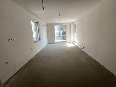 Продажба - Апартамент в Бриз,  Варна