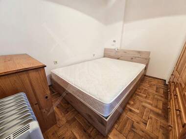 Miete - Wohnung in Zentar,  Burgas